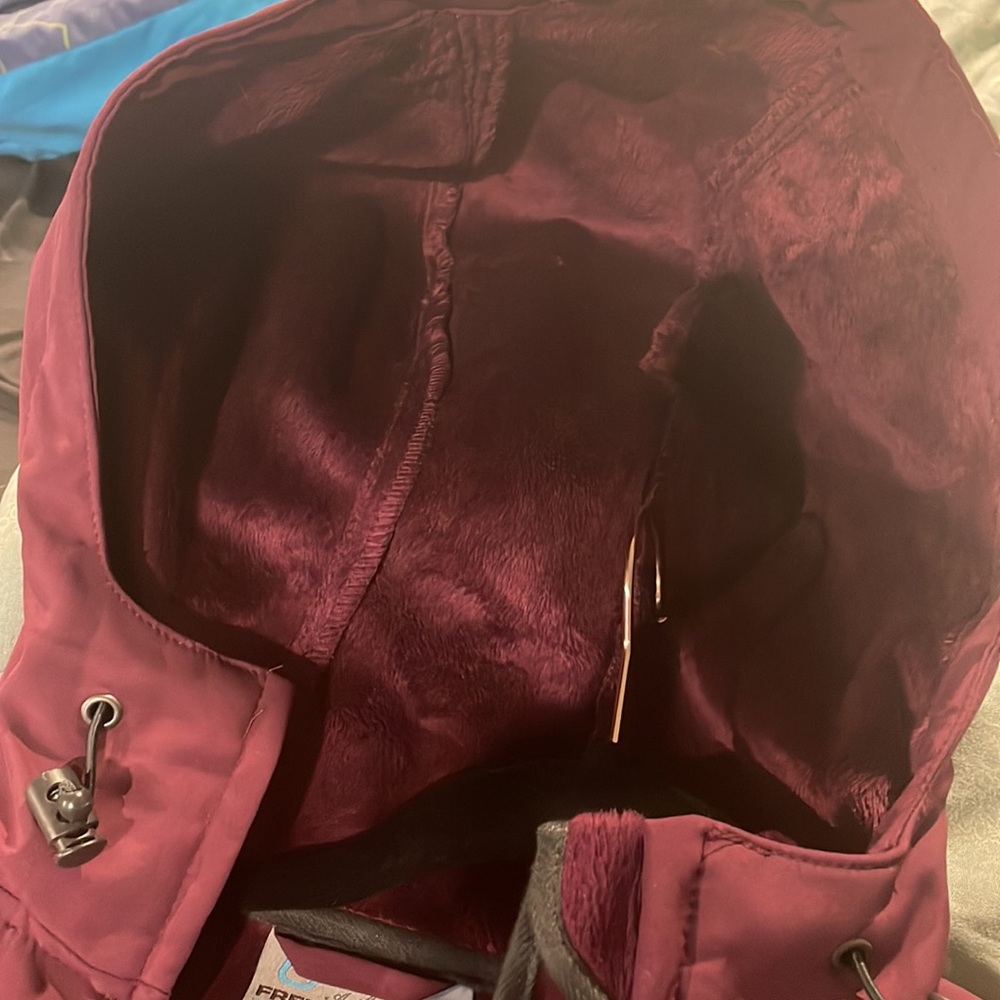 Water proof 3/4 length jacket - Picture 4 of 6
